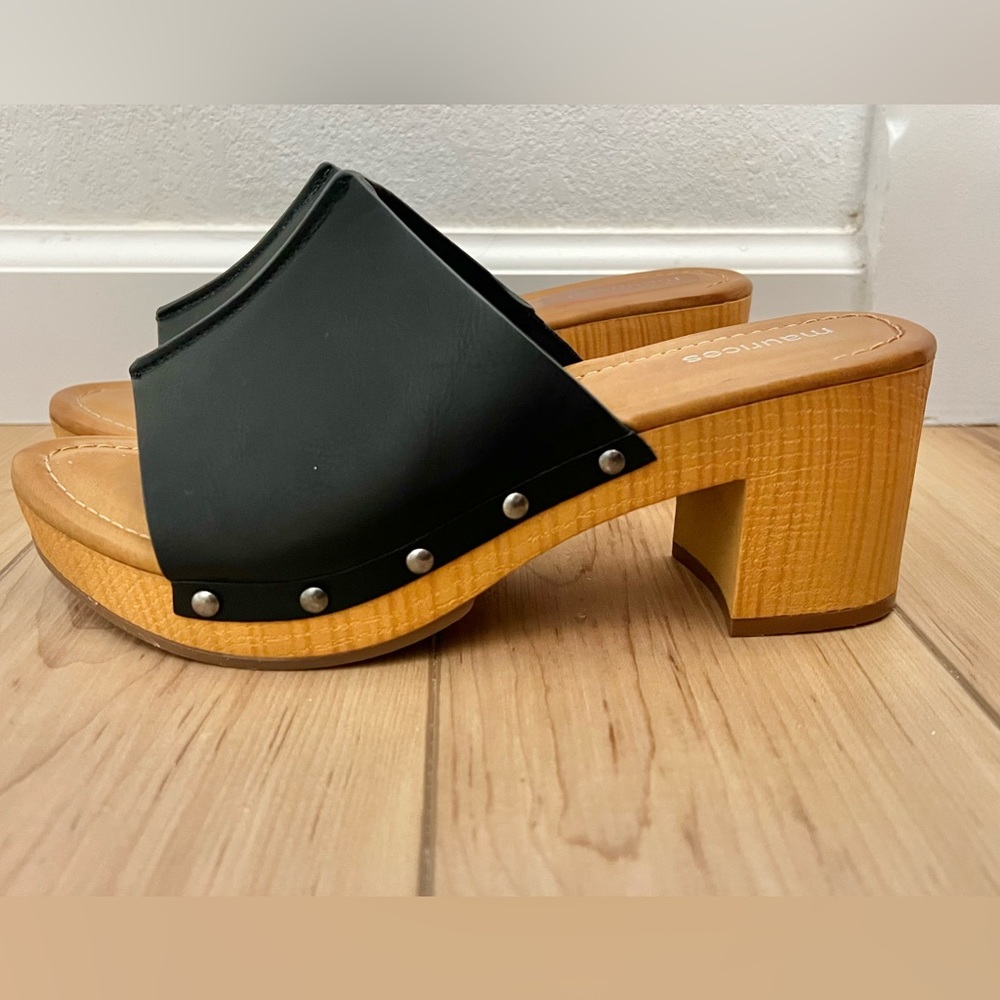 Maurice’s Black Slip On Block Heel Sammi Sandals